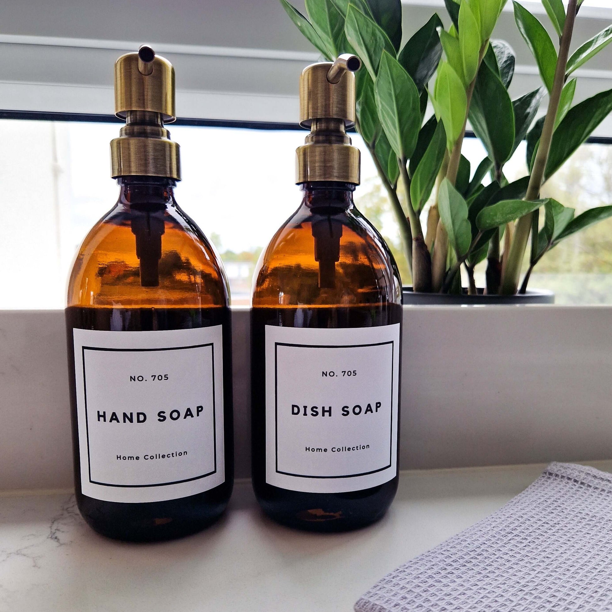 Personalised Labels for shampoo, hand soap, shower gel, lotion, etc. - Put A Name On It